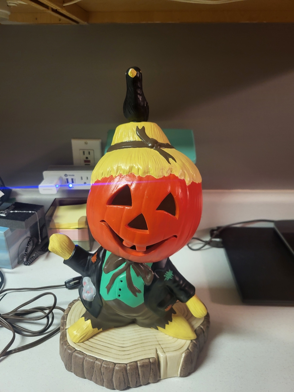Mold Ceramic Painted Pumpkin Head Scarecrow Halloween Decor 16in Light Works